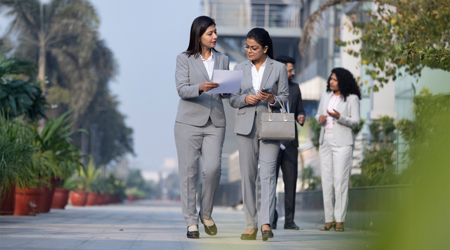 Fitness Snacking: 5-Minute Workouts Taking Over the Internet